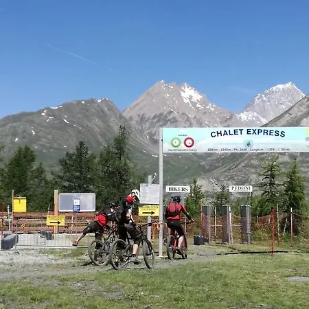 New****alpe Veille: Chalet Centro 2 Bagni E Garage Privato * לה טוויל